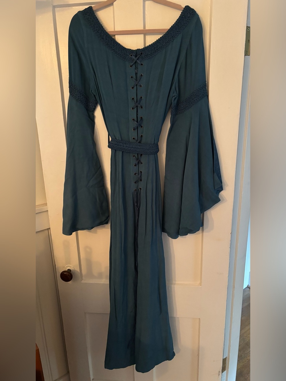 Holy Clothing Eowyn Maxi Renaissance Medieval Cosplay Ren Faire Corset Dress - Picture 7 of 8